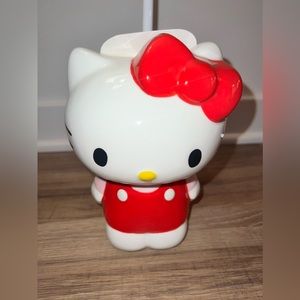 Hello Kitty Bathroom Brush Holder 🎀